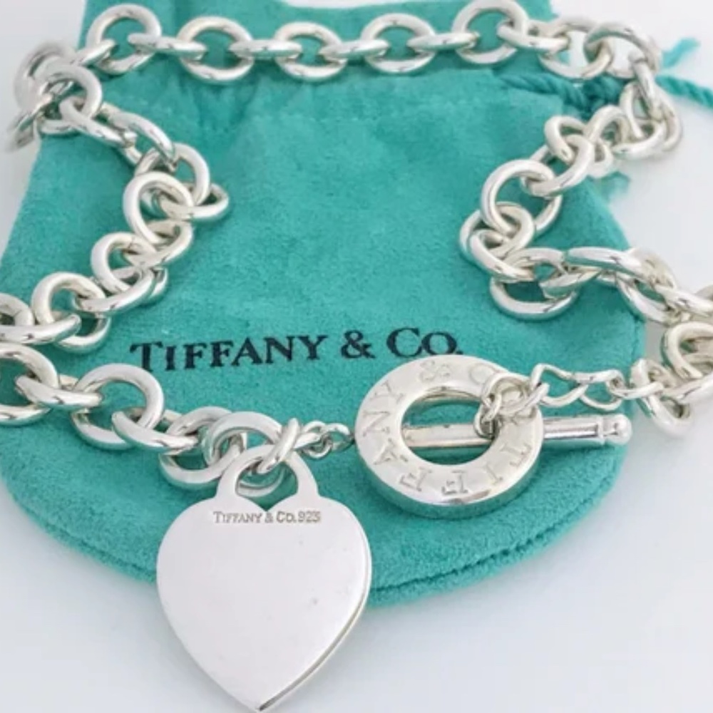 Vintage Tiffany & Co. Heart Toggle Necklace 17”